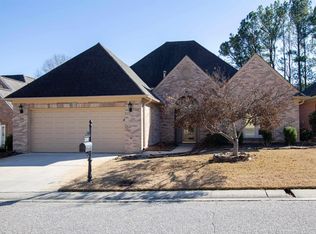 230 Crest Lake Dr, Birmingham, AL 35244