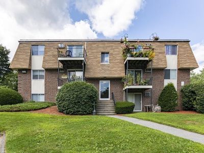 98 Pemberton St APT 24, Dracut, MA, 01826