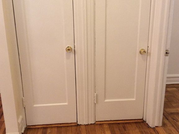 4th image of 2454 29th St APT 1A