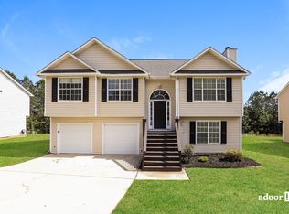 10568 Redbud Ln, Jonesboro, GA