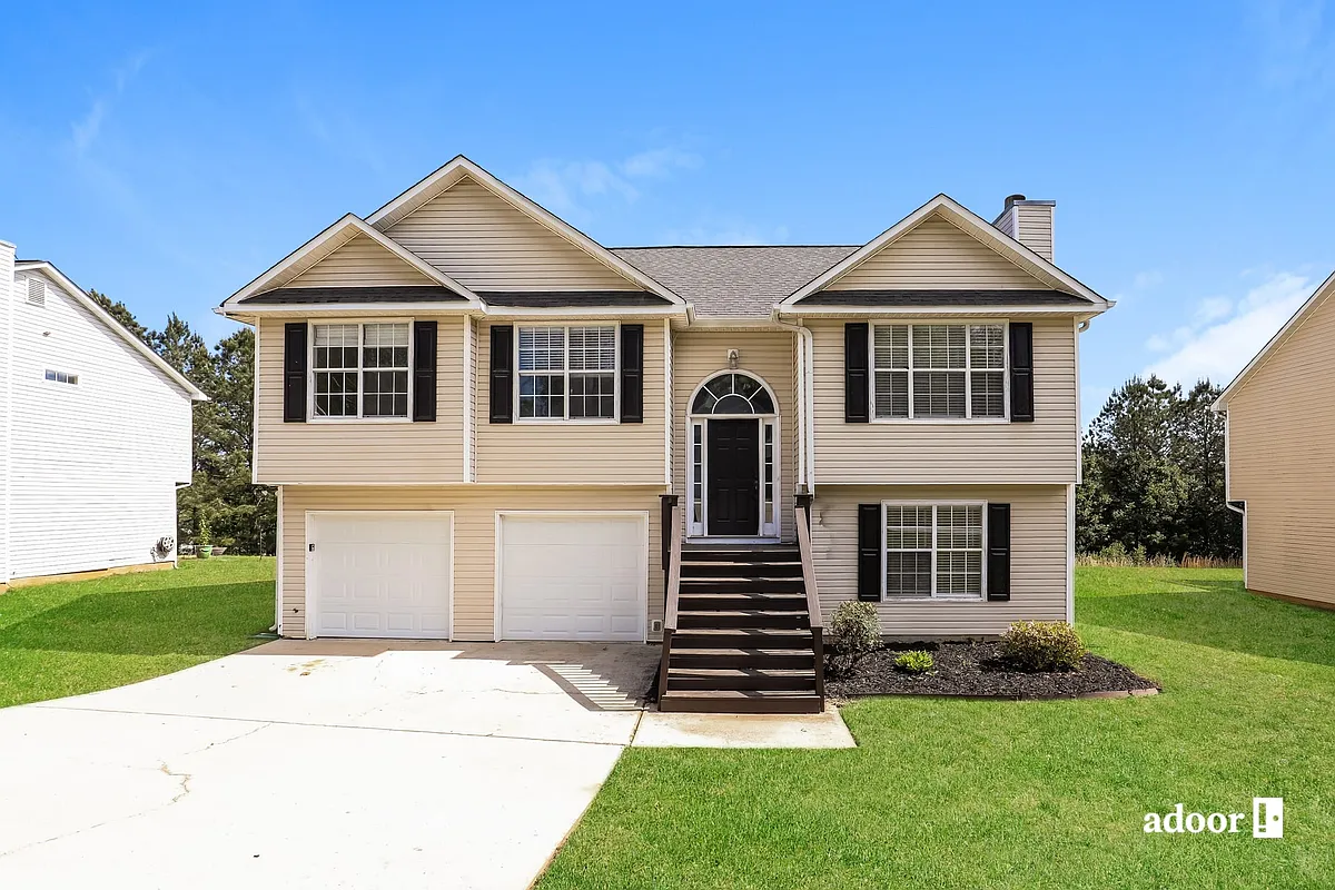 Building Photo - 10568 Redbud Ln
