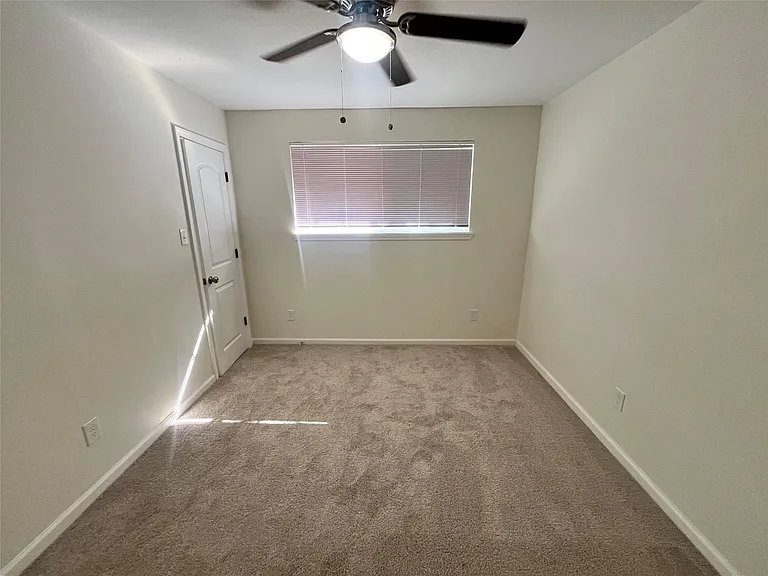3538 Orange Grove Dr — Photo 15