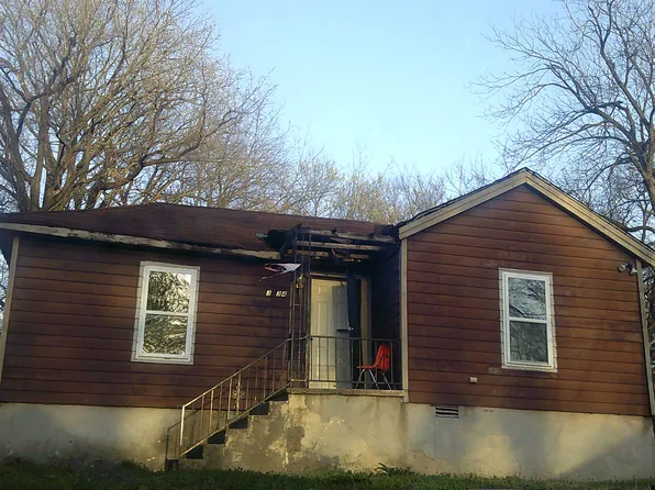 3034 Travis Rd, Memphis, TN 38109