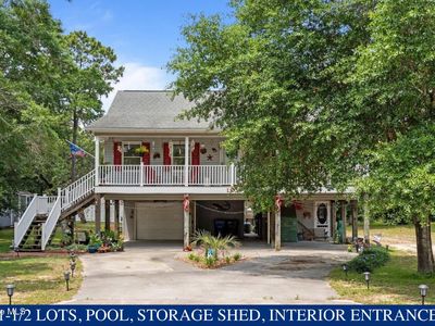 109 NE 1st Street, Oak Island, NC, 28465
