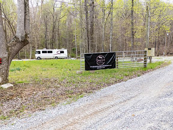 2nd image of 620 Perry Springs Rd