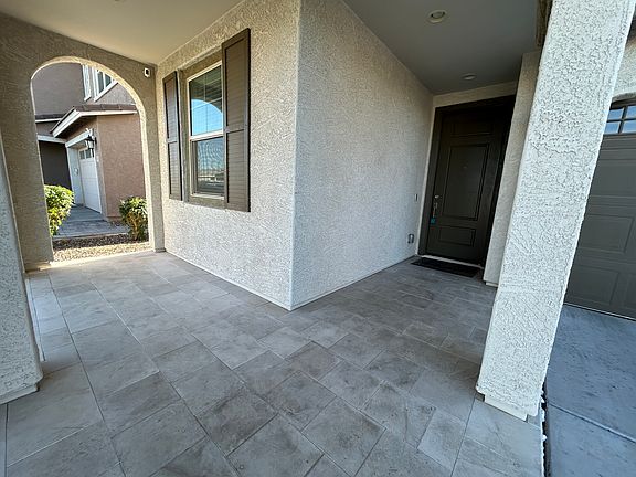 5th image of 2345 E Castanets Dr