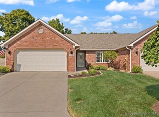 8454 Villa Cir, Sellersburg, IN 47172