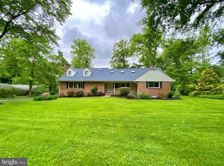 107 Warwick Dr, Wilmington, DE 19803