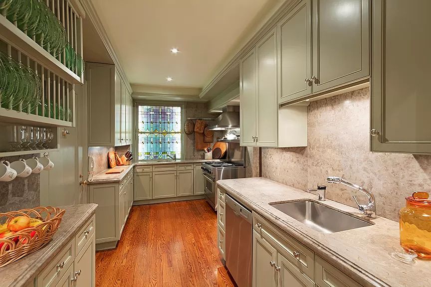 1st image of 520 E 86th St APT 2C