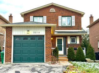 3016 Collista Ct, Mississauga, ON L5N 4V1