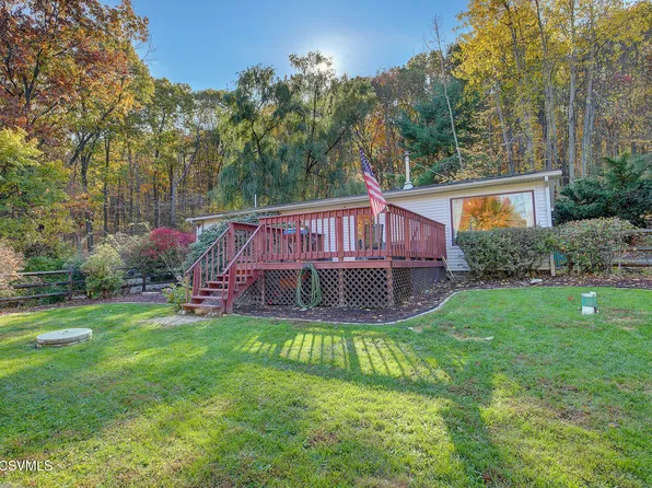 214 Gotschal Rd, Danville, PA 17821