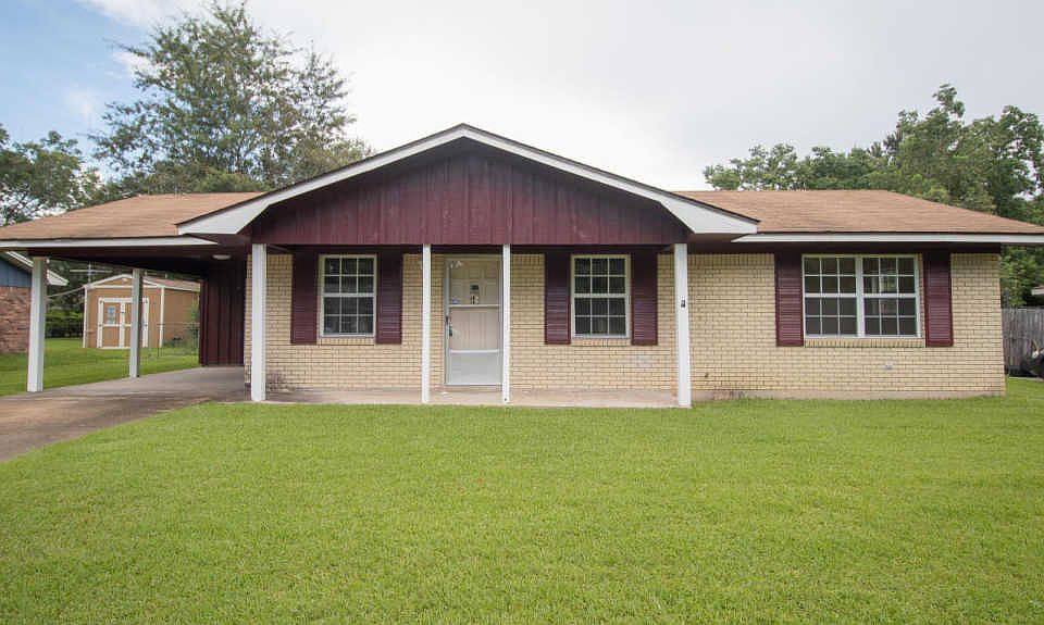 1st image of 113 Connie Dr
