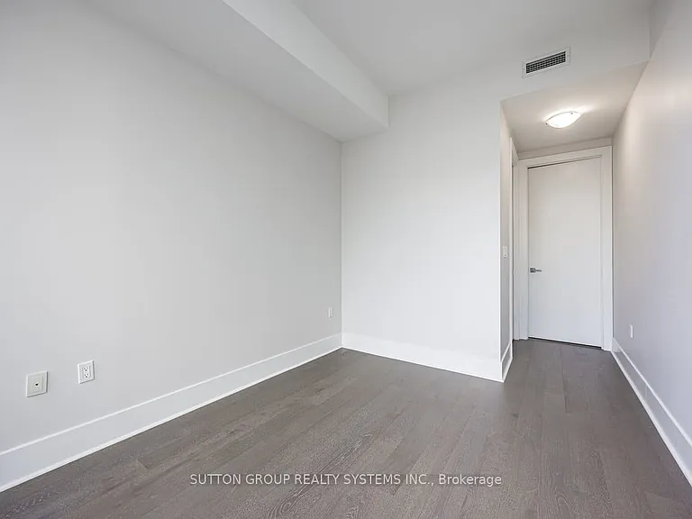 29 Queens Quay E #1008 — Photo 25