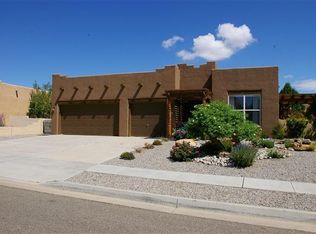 5031 Night Hawk Dr NE, Rio Rancho, NM 87144
