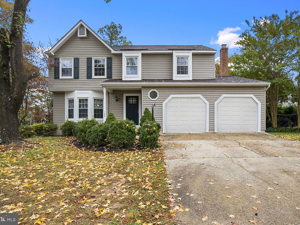 1st image of 106 Briarwood Ct