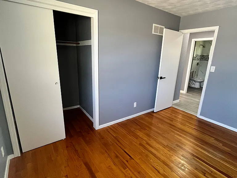 1008 SW Sunset St — Photo 10