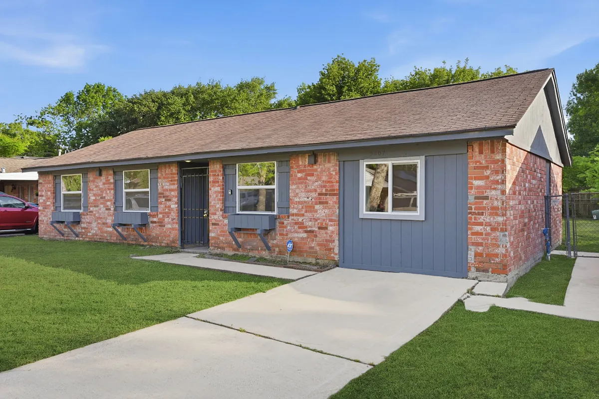 Building Photo - 5207 Ridgeton Dr