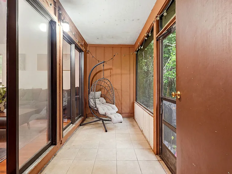 900 SW 62nd Blvd #B5 — Photo 20