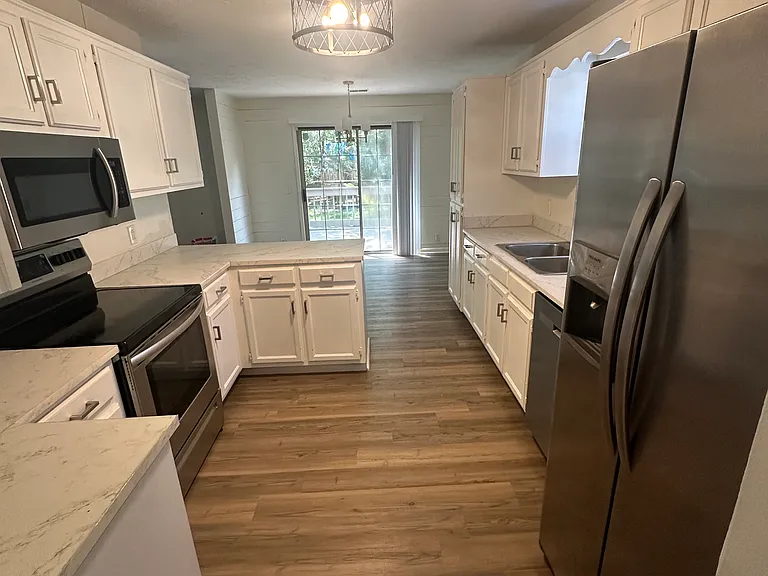 106 Jamestown Pl — Photo 5