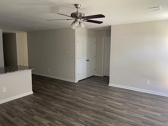 4th image of 14202 Green Pine Blvd