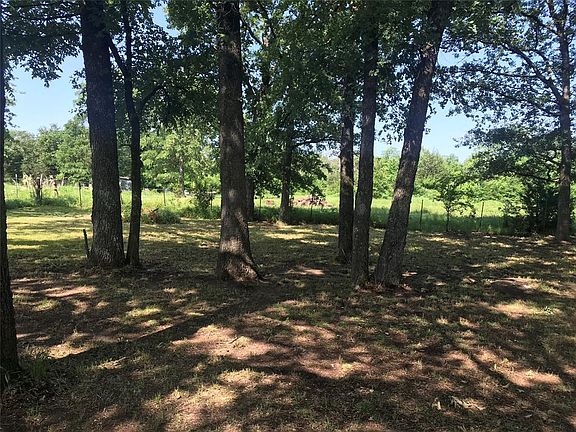 3rd image of 2900 Vz County Road 3810