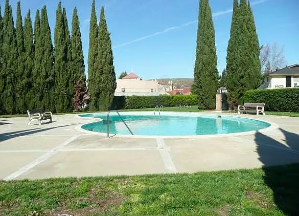 2136 Skylark Ct — Photo 15