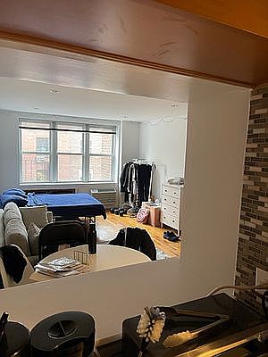 5th image of 320 W 30th St APT 5B