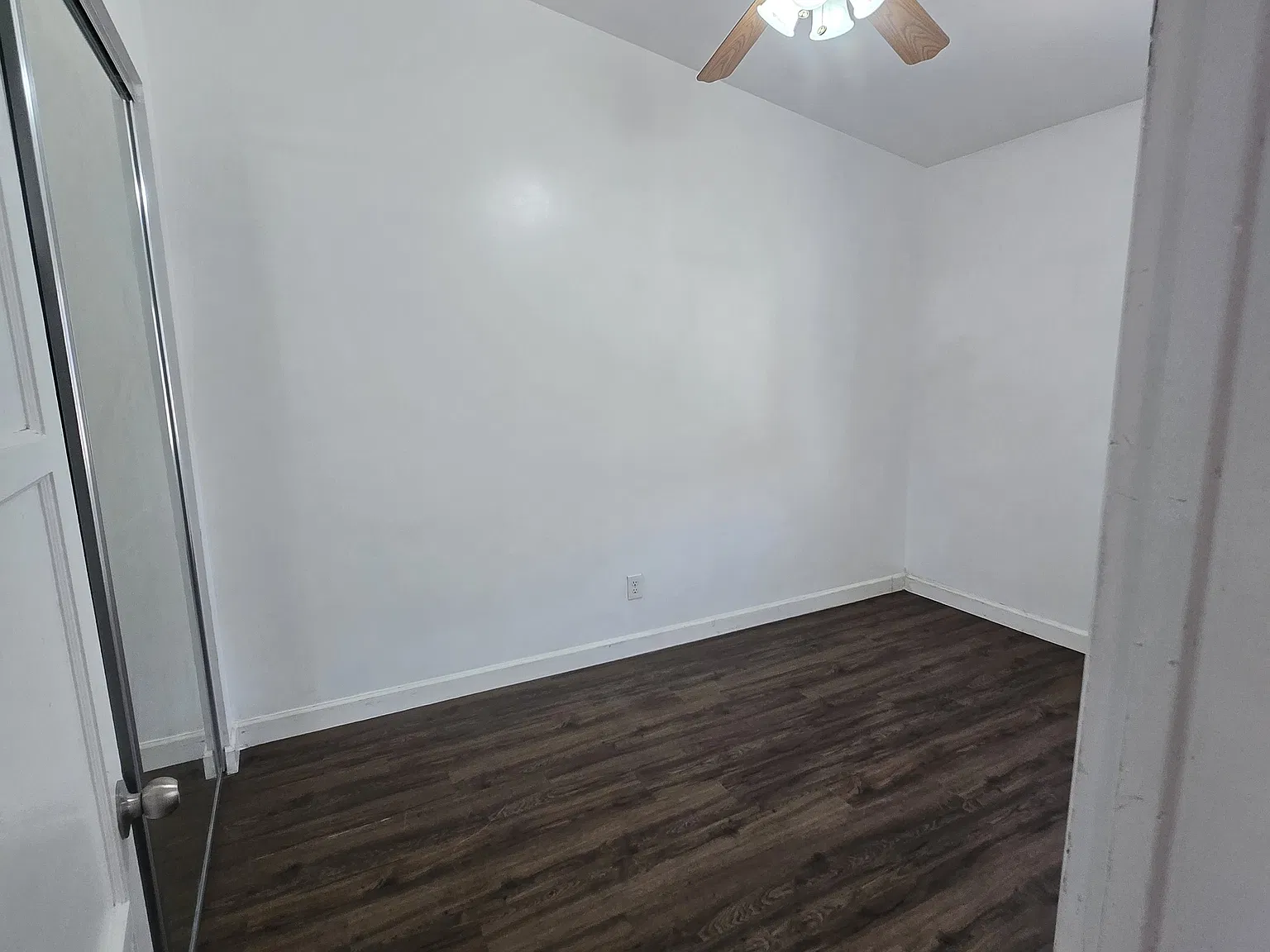 2 bed, 950 sqft, $2,850 — Photo 4