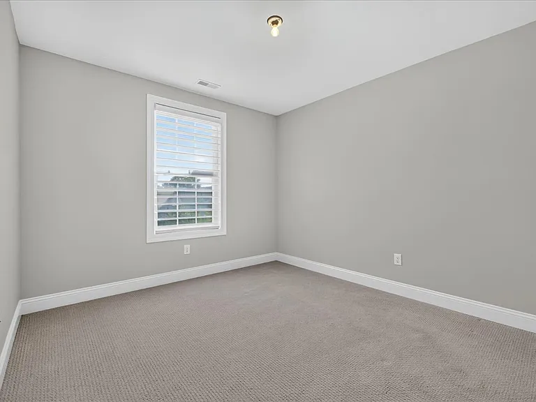 8013 Central Park Dr — Photo 25