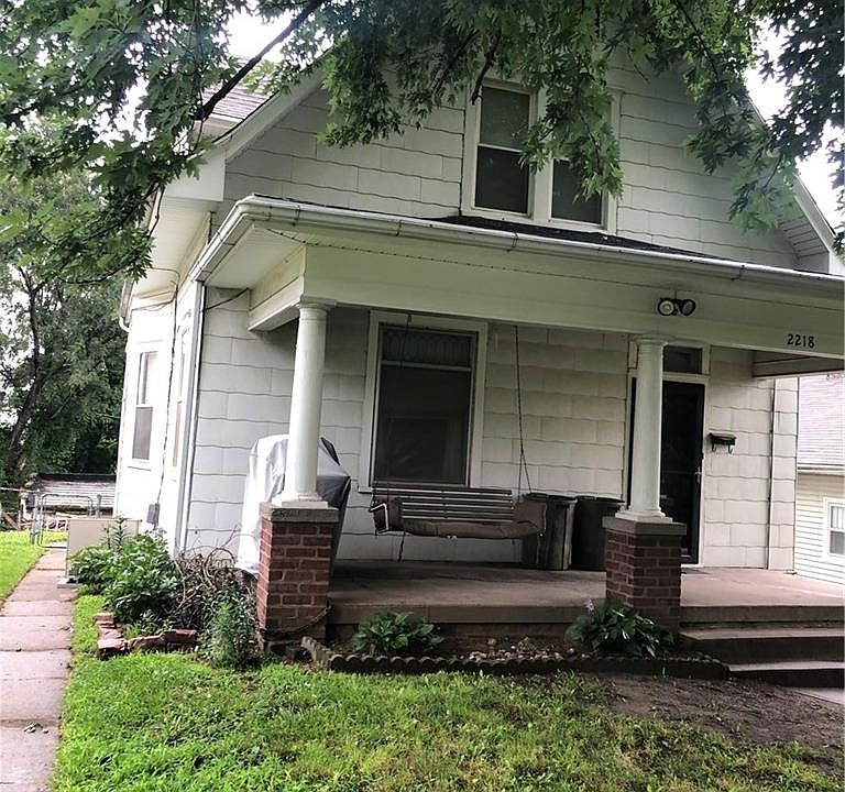 1st image of 2218 S 15th St