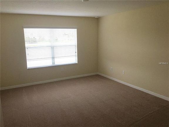 5th image of 11967 Greengate Dr