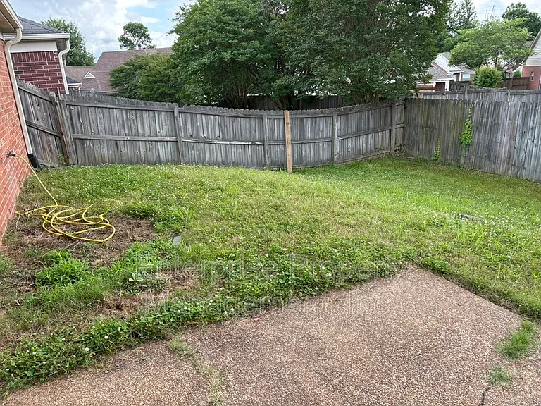 10127 Cross Valley Dr — Photo 15