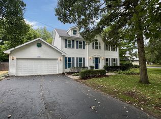 1131 Fairview Ave, Lake Forest, IL 60045