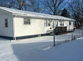 1097 Seward Ave #A, Akron, OH 44320