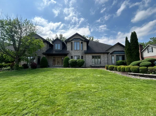 3050 London Dr, Olympia Fields, IL 60461