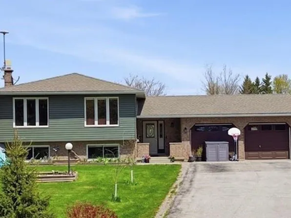 9487 Maas Park Dr, Wellington North, ON N0G 2L0