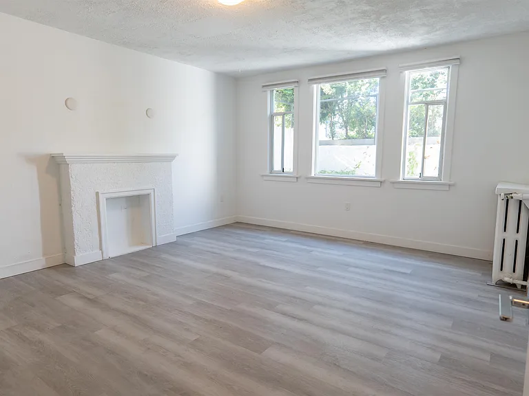 550 E 15th Ave #1 — Photo 1