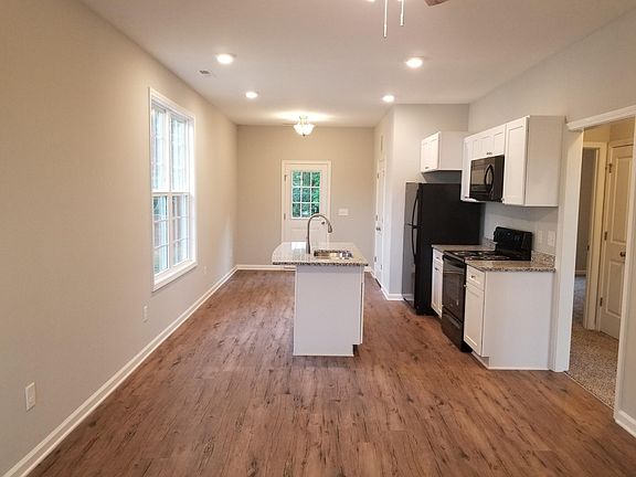 2nd image of 1231 Rainey St #101