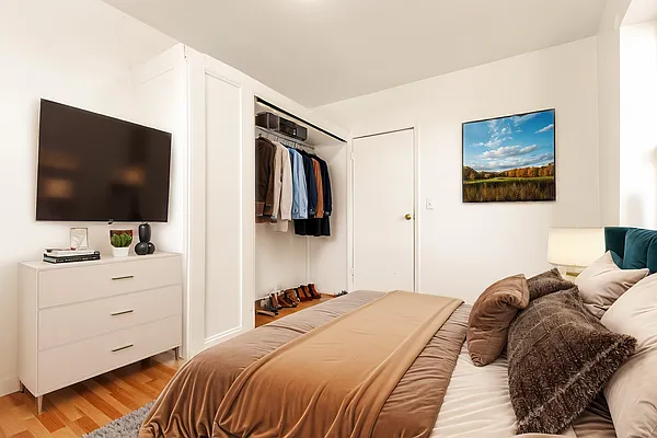 Rented by REAL New York | media 8