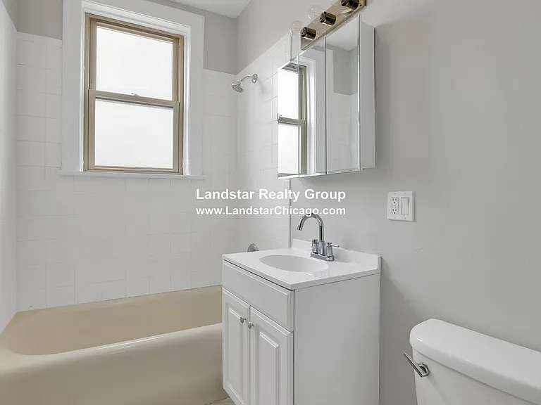 5544 W Leland Ave #1D — Photo 10