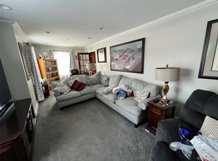 3829 W Auburn Rd, Rochester Hills, MI 48309