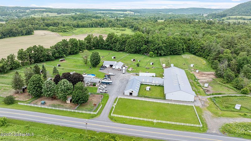 2nd image of 326 Canaday Hill Road