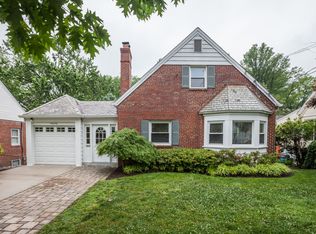 4606 Harling Ln, Bethesda, MD 20814