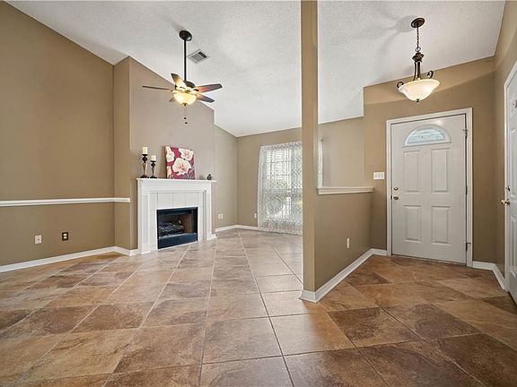 4th image of 7271 Spring Lake Dr S
