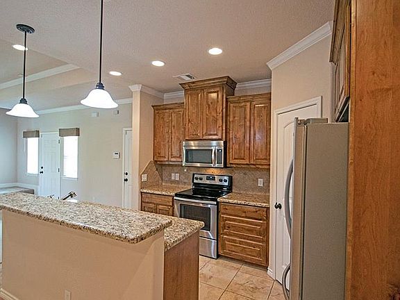 3rd image of 1728 Lonetree Dr