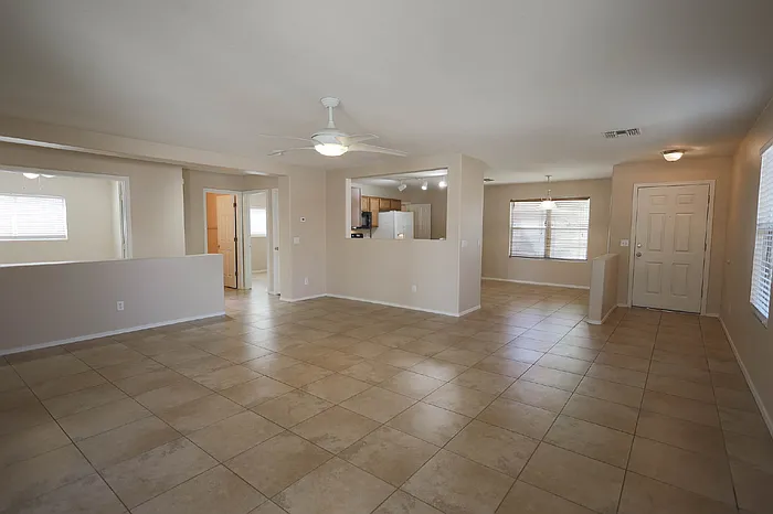 3 bed, 2.0 bath, 1560 sqft, $1,795 — Photo 2