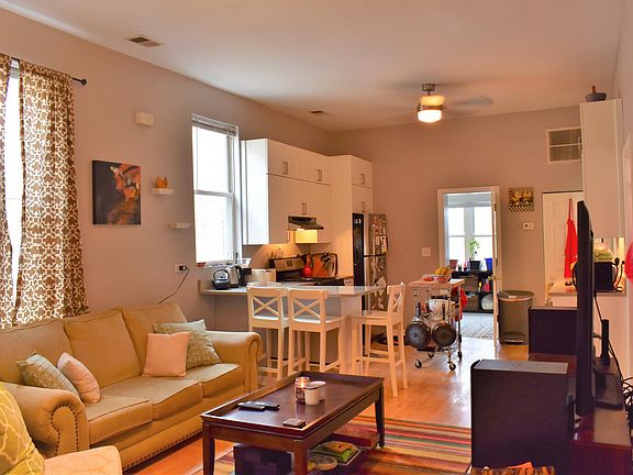 2nd image of 744 N Wolcott Ave #2R