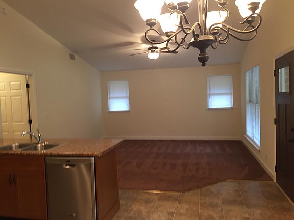 3rd image of 7630 Bonnie Dr