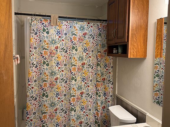 5th image of 6416 Elmore Rd