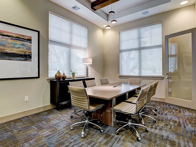 Azure City Living — Photo 9